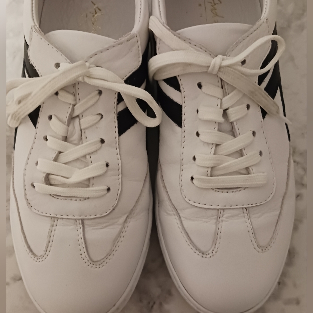 Andrea Conti Classic White And Black Women's Leather Sneakers - Picture 11 of 11